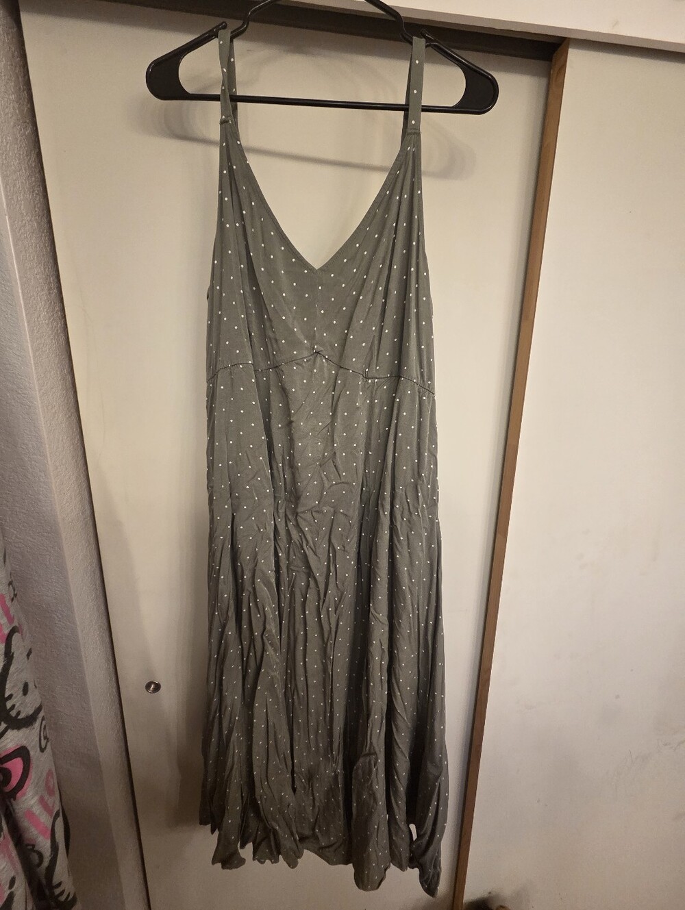Torrid Tea Length Trapeeze Dress Green With Polka Dots - Picture 3 of 4